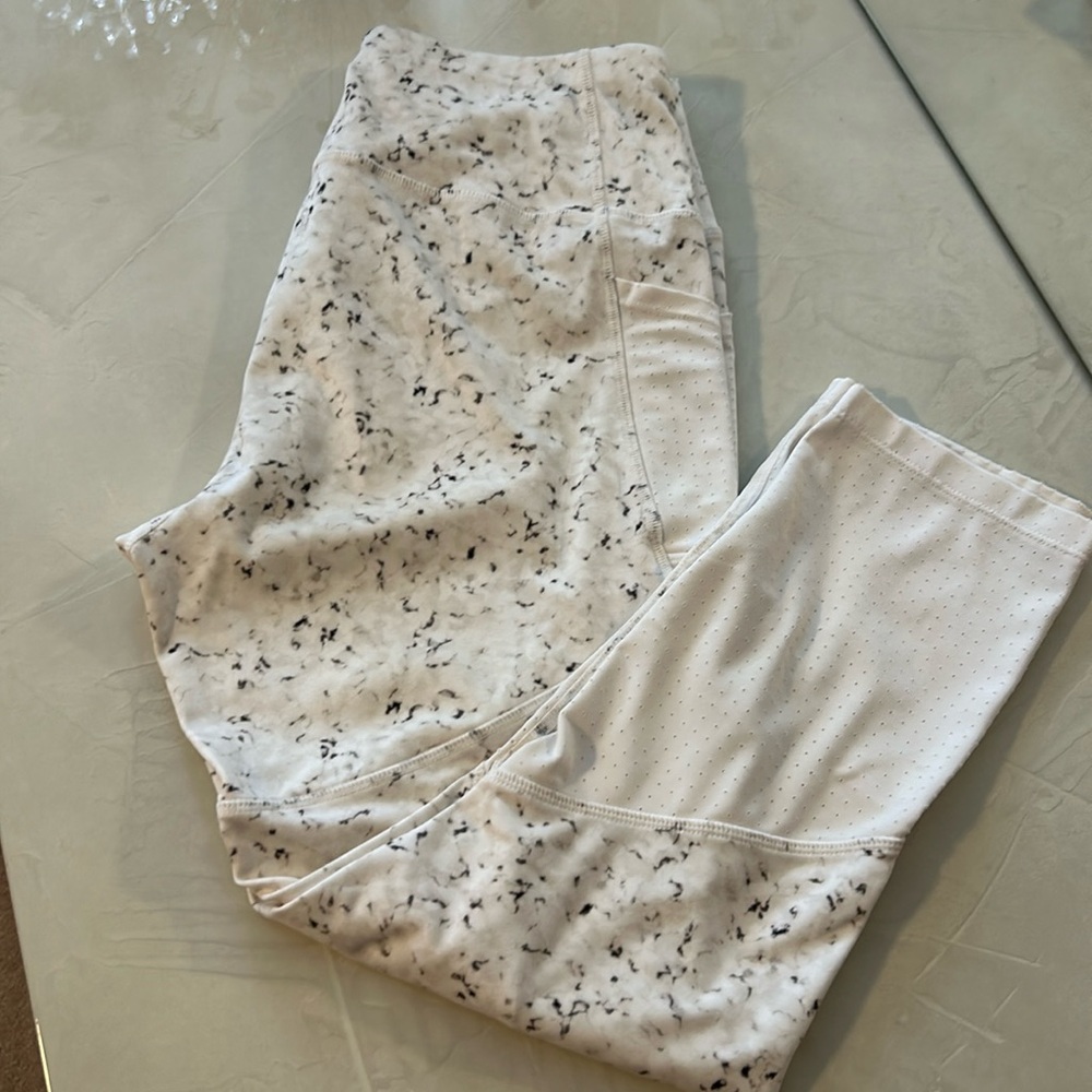 AVIA workout leggings
